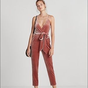 Express blush velvet jumpsuit. Size 8